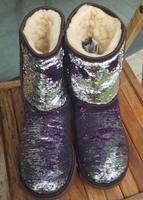 UGG damen Lammfell Stiefel gr.38 lila-silber West - Unterliederbach Vorschau