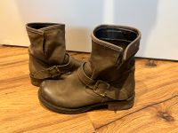 Schöne italienische Leder Stiefeletten Boots Größe 37 beige,nude Frankfurt am Main - Sachsenhausen Vorschau