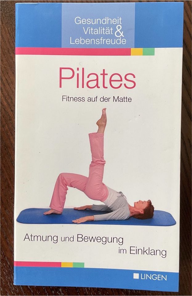 PILATES Fitness auf der Matte - Atmung und Bewegung in Einklang in Regensburg