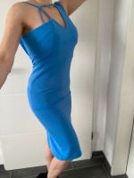 Damen Kleidung Stretch Kleid eng blau Asos Gr.S/36 neuwertig Nordrhein-Westfalen - Lotte Vorschau