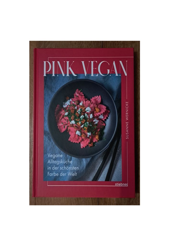 Kochbuch Pink vegan Hardcover NEU in Bedburg