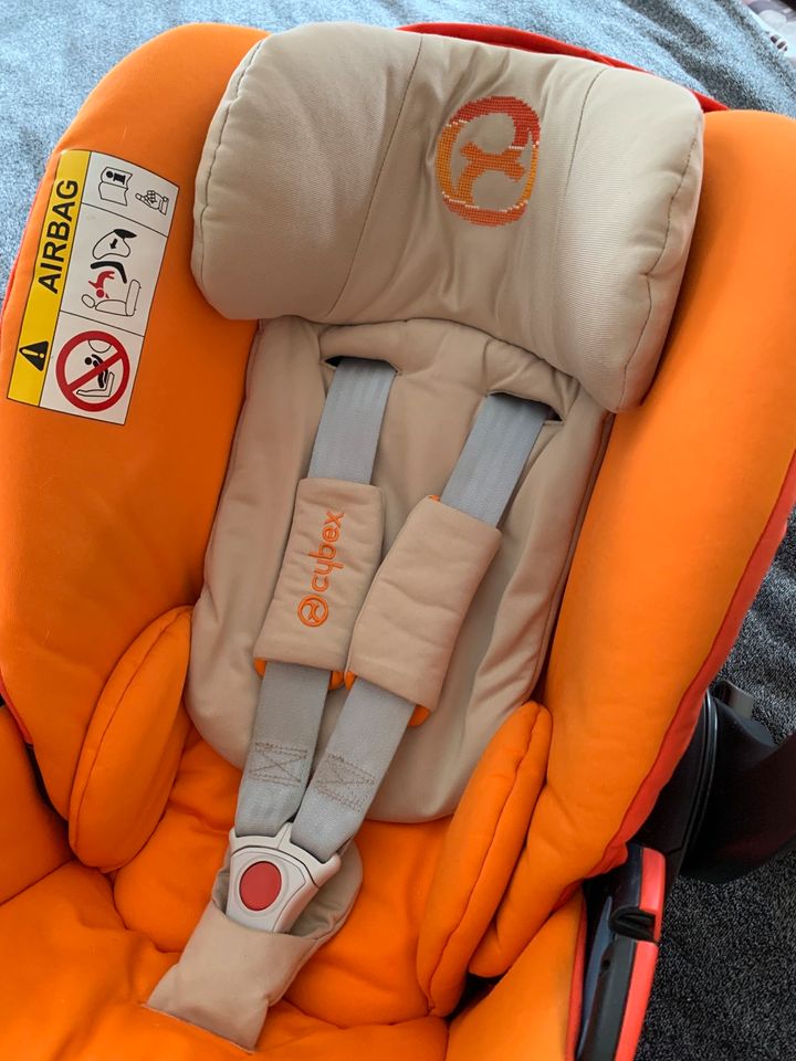 Cybex Cloud Q Autumn Gold Babyschale 0-13 Kg mit Liegefunktion in Medard