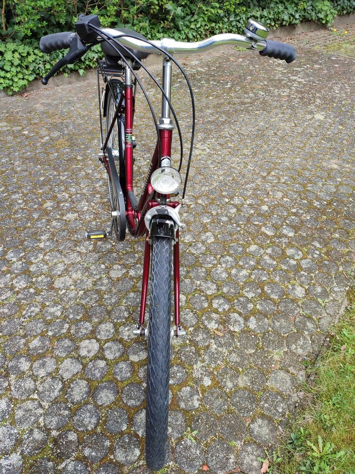 Diamant Topas Damen Fahrrad Vintage 26 Zoll, rot Größe L/50, top in Berlin