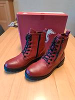 Mustang Stiefeletten rot Größe 42 Hessen - Wetzlar Vorschau
