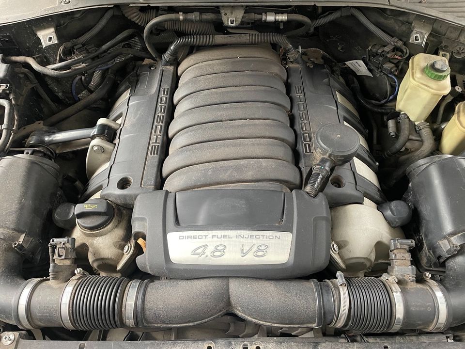Porsche Cayenne 4,8 V8 Motor M48.01 283KW in Berlin