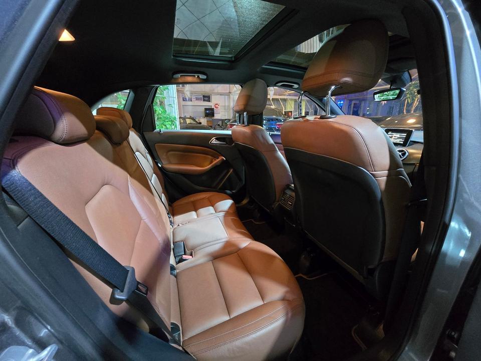 Mercedes-Benz B 200+AHK+PANO+KAMERA+BI XENON+NAVI+LEDER+ in Lahnstein