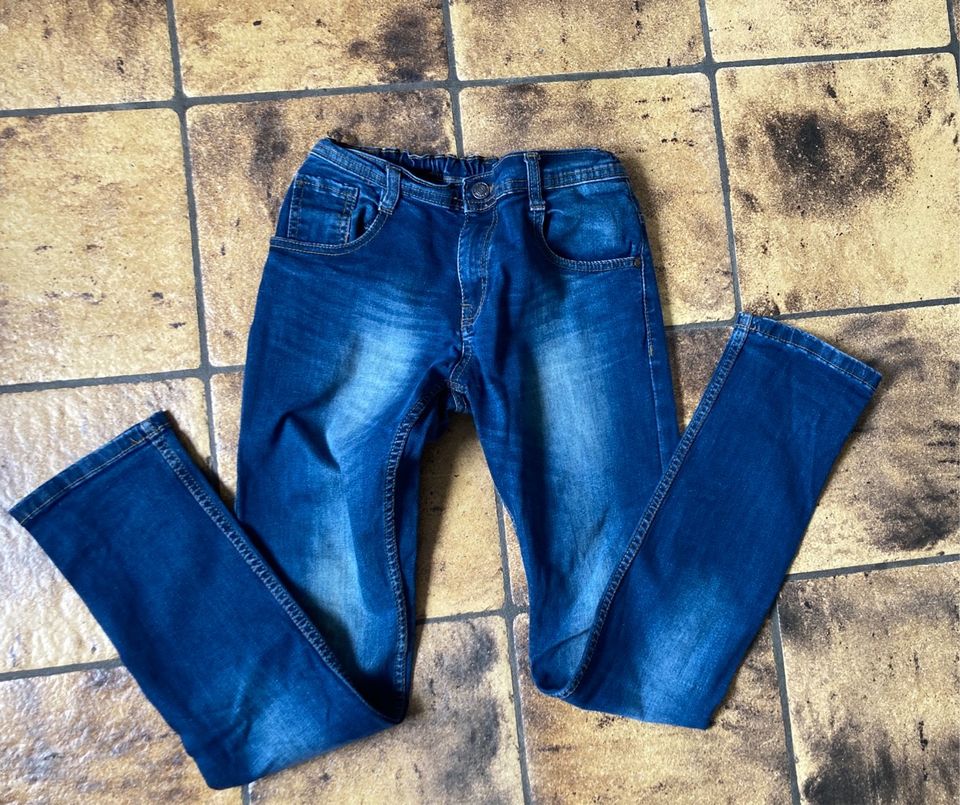 2 Jeans Größe 164 - Tom Tailor und AWG in Bayern - Krumbach Schwaben | eBay  Kleinanzeigen ist jetzt Kleinanzeigen