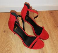 H&M high heels pumps hohe Schuhe rot Größe 37 Rheinland-Pfalz - Pirmasens Vorschau