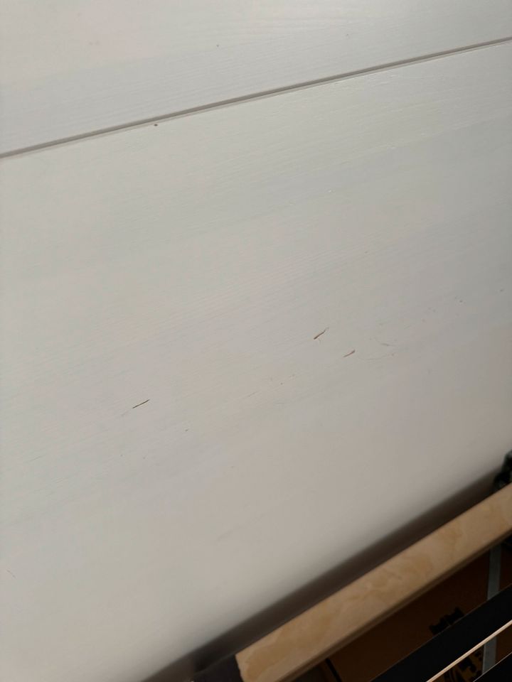 Ikea Hemnes Bett 180x200 mit Lattenroste in Langenhagen