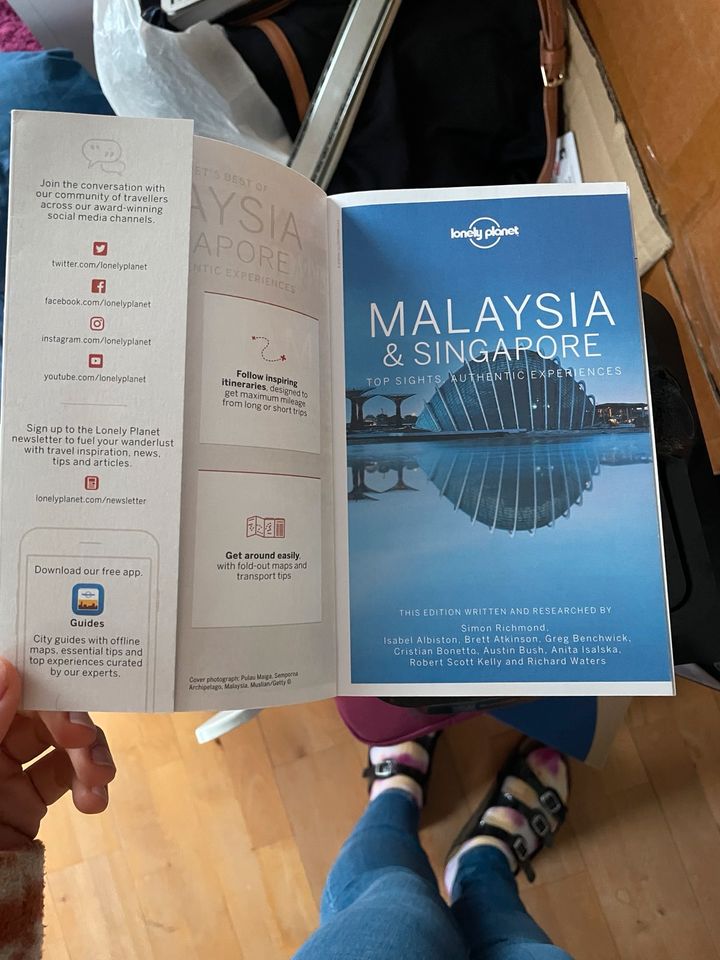 Reiseführer Lonely Planet für Singapur und Malaysia in Düsseldorf
