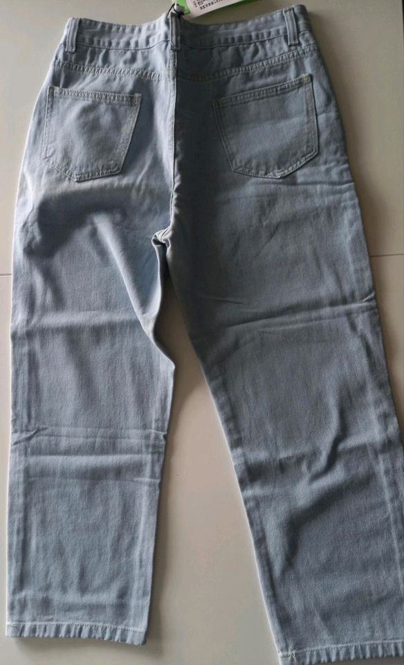 Jeans,hellblau in Dornburg