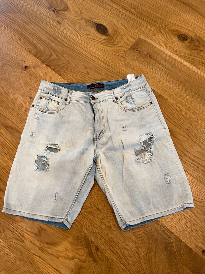 Zara Denim Jeans Shorts | Blau | Größe 32 in Friedrichshafen