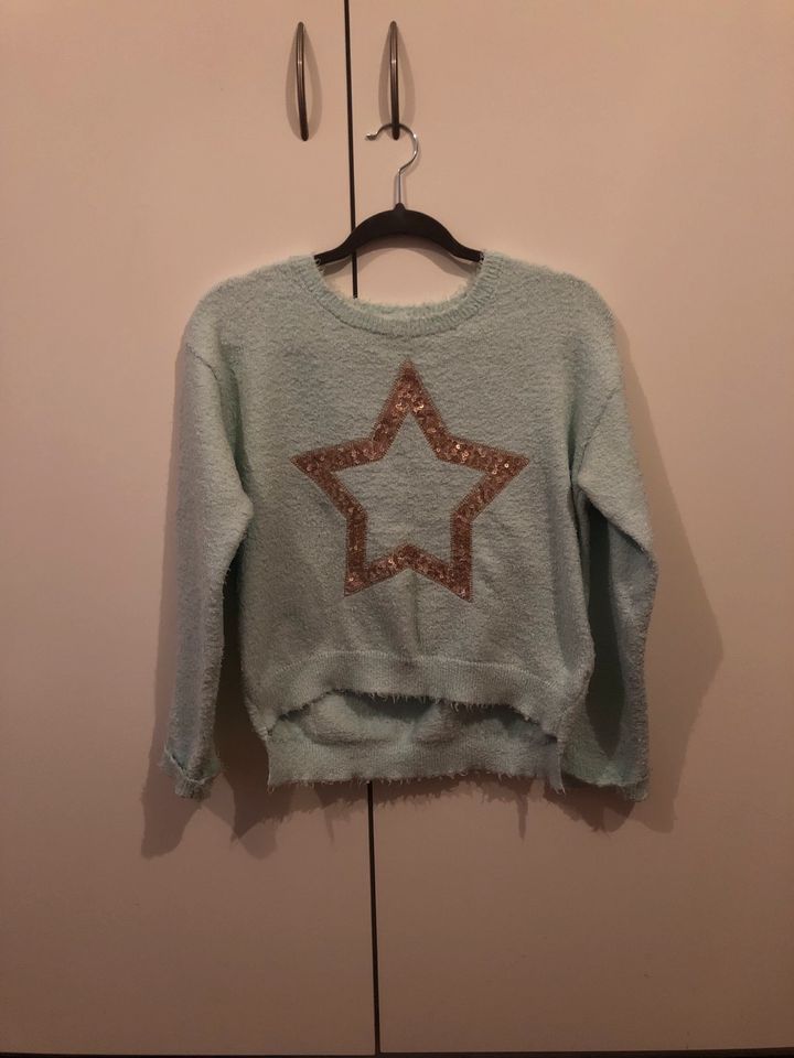 Viele Pullover Baumwolle Hoodie Sweater Cardigan Weste 2-5€ in Markkleeberg