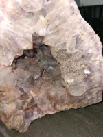 Amethyst Druse 4,8 kg Höhe 20cm Breite 18cm Nordrhein-Westfalen - Hamm Vorschau