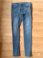 Super skinny Jeans von FSBN, 30/32 Niedersachsen - Göttingen Vorschau