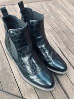 Marco Tozzi Damen Stiefeletten schwarz neuwertig Nordrhein-Westfalen - Velbert Vorschau