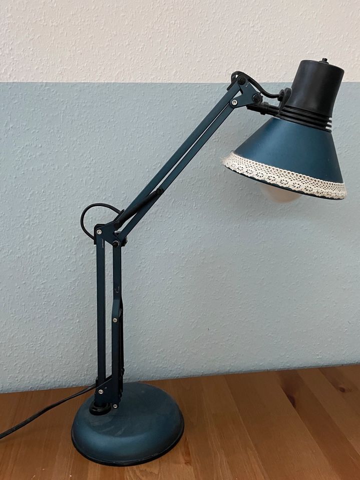 Schreibtischlampe blau in Langen (Hessen)