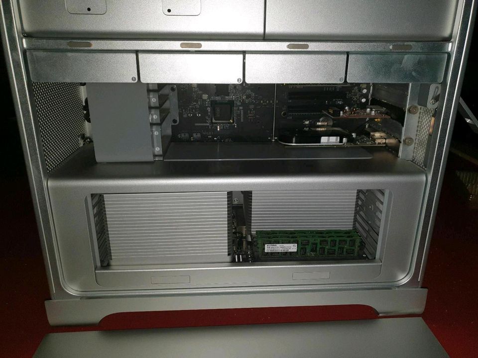 Mac Pro 4,1/5,1 (2009/2011) in Hamburg