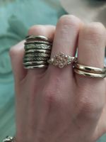 NEU Ring Set elegant gold Diamanten Holz Kette Armband Nordrhein-Westfalen - Haan Vorschau