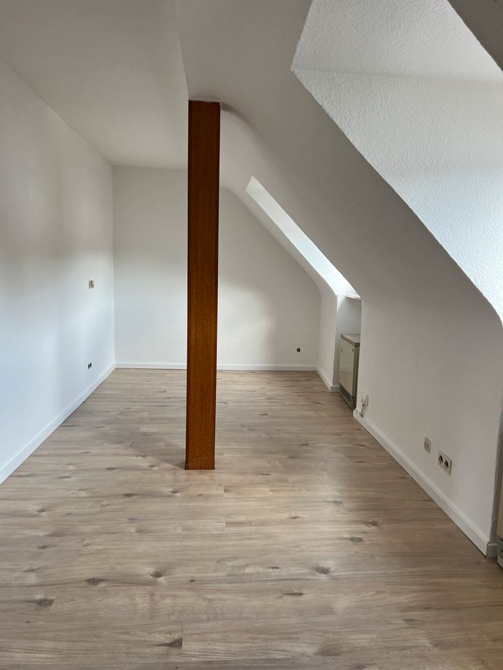 1-Zimmer-Dachgeschoss-Wohnung in Baden-Baden in Baden-Baden