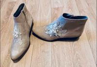 Catwalk Stiefel Stiefeletten Ankle Boots Blume Perlen ❤️ Mecklenburg-Vorpommern - Stralsund Vorschau