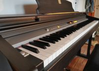 Gebrauchtes e-Piano NP 1.149€ Niedersachsen - Lüneburg Vorschau