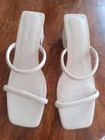 Pull & Bear Sandale / Sandalette / Mules (ungetragen) München - Schwabing-West Vorschau