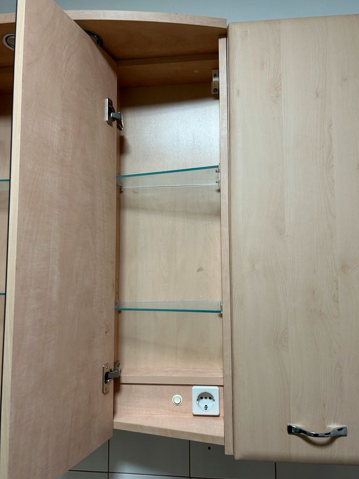 Badmöbel Set-Badezimmer Spiegelschrank, Unterschrank, Waschtisch in Paderborn