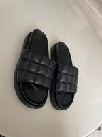 H&M 41 schwarz Slipper Loafer Slider Schlappen Kunstleder Plateau Hannover - Vahrenwald-List Vorschau