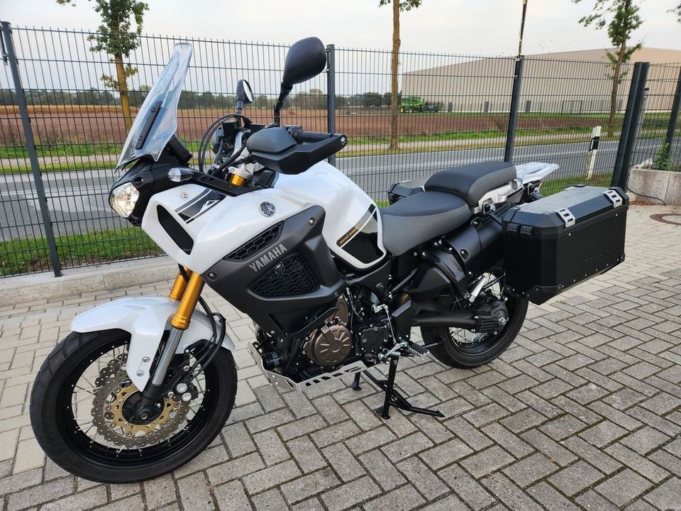 Yamaha XT 1200 ZA Super Tenere ABS TRAX KOFFER+ HELM in Bawinkel