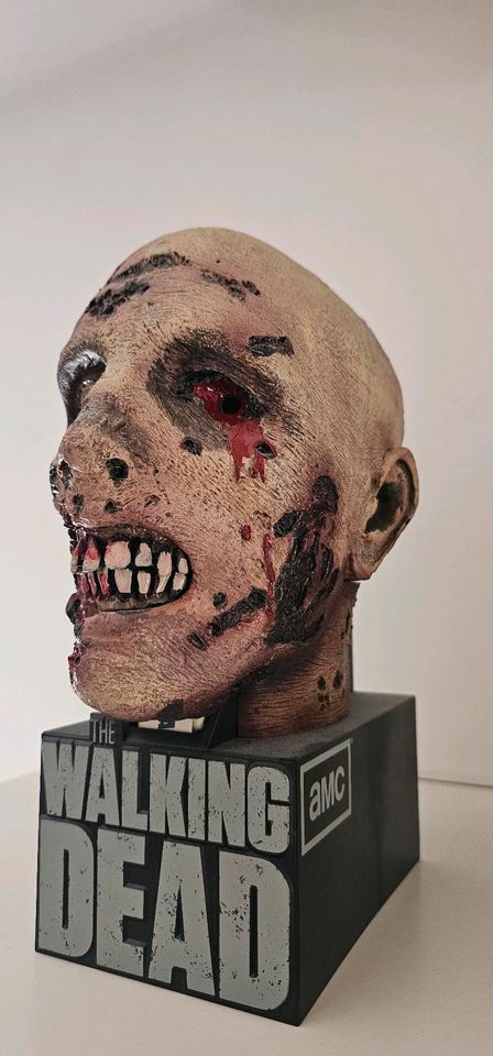 The Walking Dead Collector Editions - Sammlungsauflösung in Strullendorf