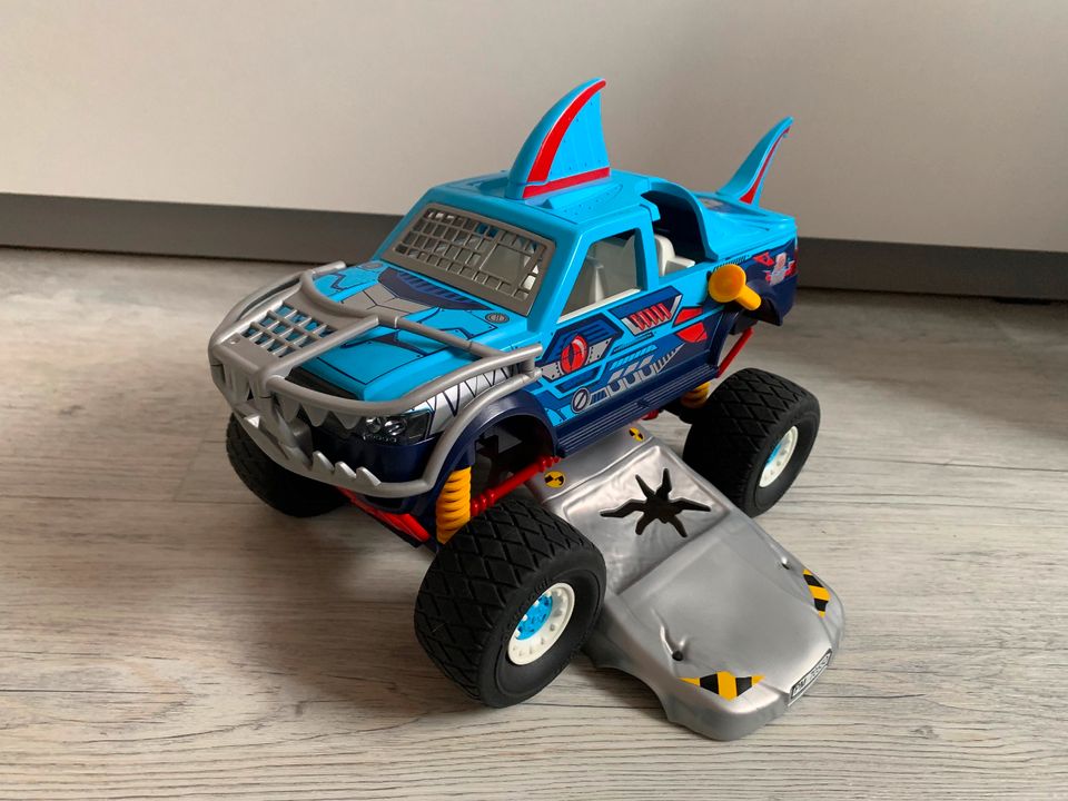 Playmobil 70550 Stuntshow Monster Truck Shark in Neubrandenburg