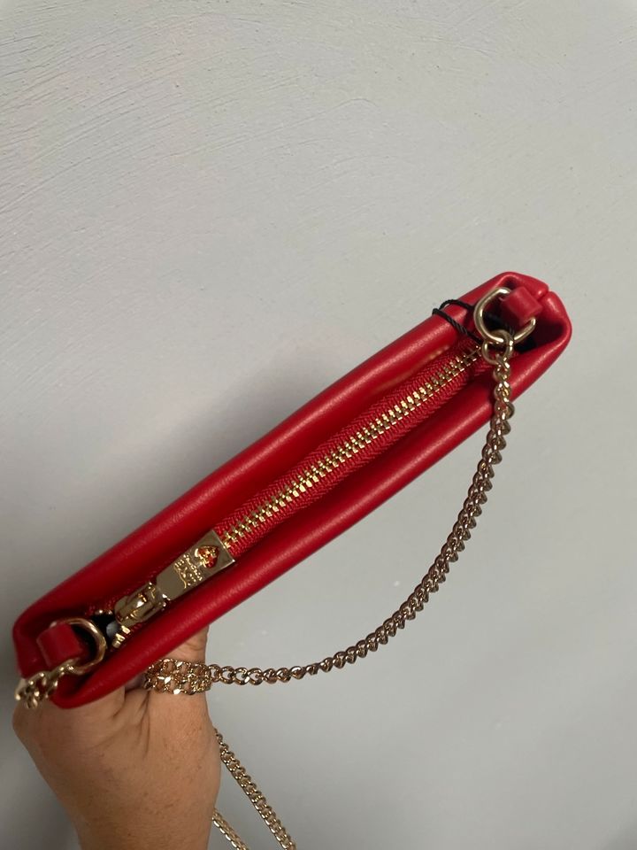 Love moschino kleine Handtasche Tasche rot neu 1460 in Erlabrunn