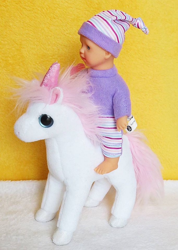 Vedes Amia Puppe mit ty Beanie Baby Einhorn Mystic in Hannover