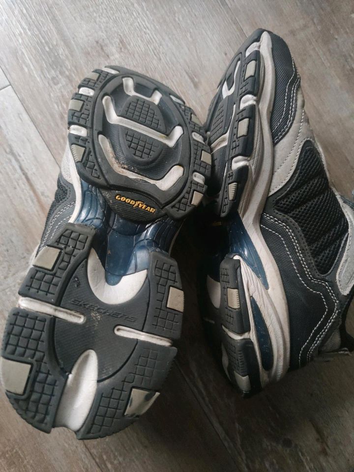 Skechers Schuhe 40 in Erkrath