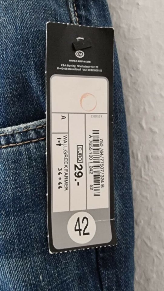 Damen Jeans Clockhouse 42 Straight NEU in Bornheim