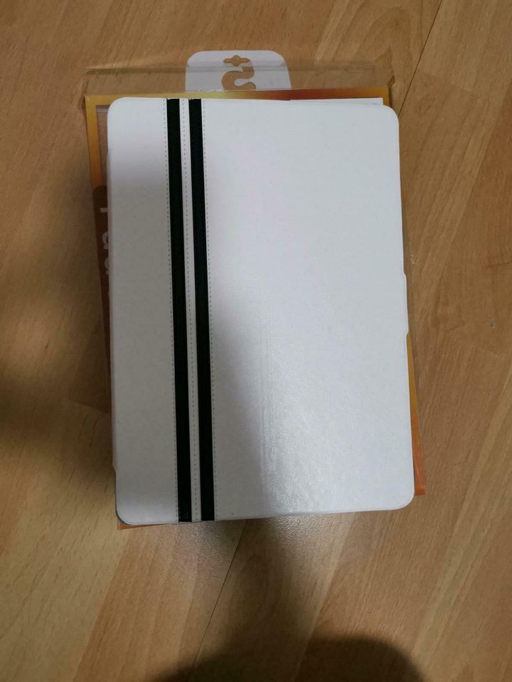 iPad Air Hülle ***NEU*** in Filderstadt