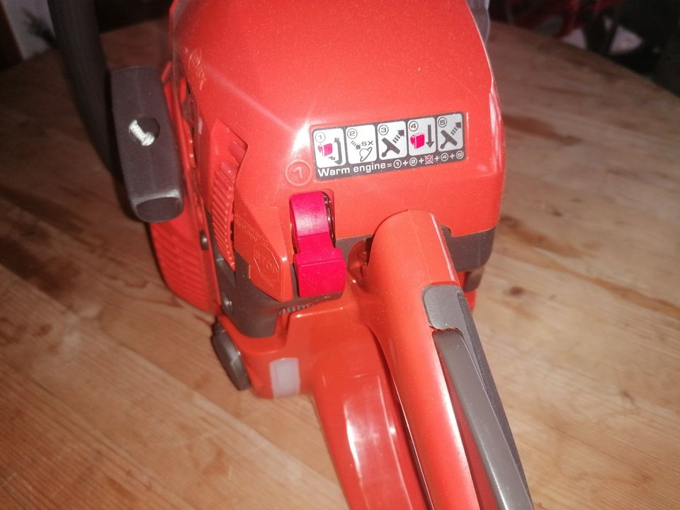Husqvarna Motorsäge 445 Mark II in Bayern Ampfing Gebrauchte Agrarfahrzeuge kaufen