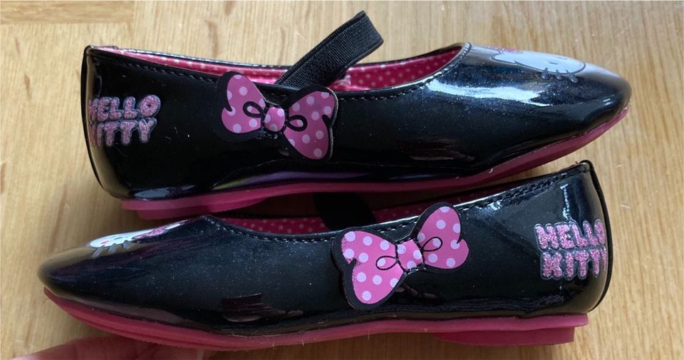 Hello Kitty Lederschuhe Ballerina Riemchen Kinder 26 in Bocholt