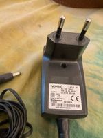 Steckernetzteil AC-DC Adaptor  Nokia 5,3V 3,5mm Hohlstecker Dresden - Strehlen Vorschau