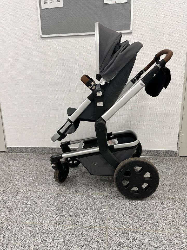 Joolz Kinderwagen (+ Regen und Winterfell Fußsack) in Frankfurt am Main