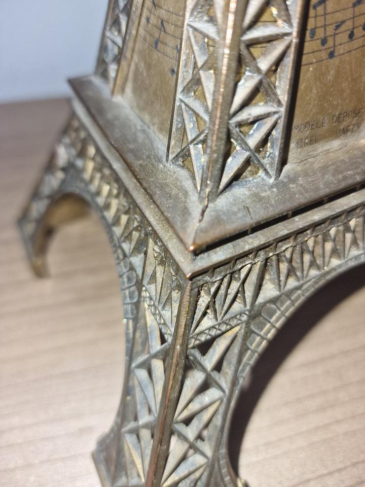 Spieluhr Eiffelturm Bronze Messing Ton-Paris Eiffelturm 34 cm in Schwerte
