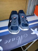 Turnschuhe Hallenschuhe Sportschuhe Gr 39 Baden-Württemberg - Steinenbronn Vorschau