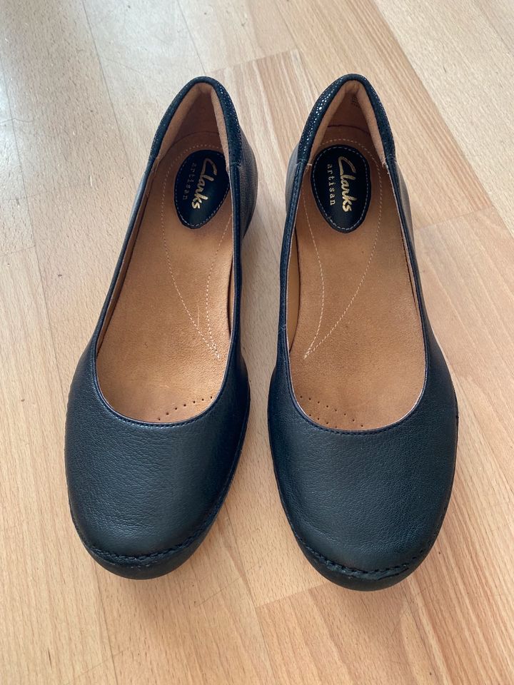 Clarks Damen Autumn Sun Ballet Flats 37,5 neuwertig in Stuttgart -  Plieningen | eBay Kleinanzeigen ist jetzt Kleinanzeigen