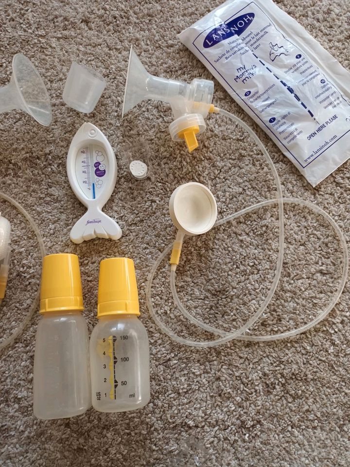 Medela Doppel Pumpset & Muttermilchbeutel in Erfurt