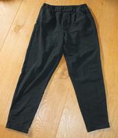 Schwarze High Waist Hose Stoffhose mit Gummizug Gr.M von BERSHKA Hessen - Dautphetal Vorschau