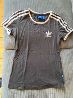 Adidas Tshirt schwarz Größe XXS/XS Hessen - Bürstadt Vorschau