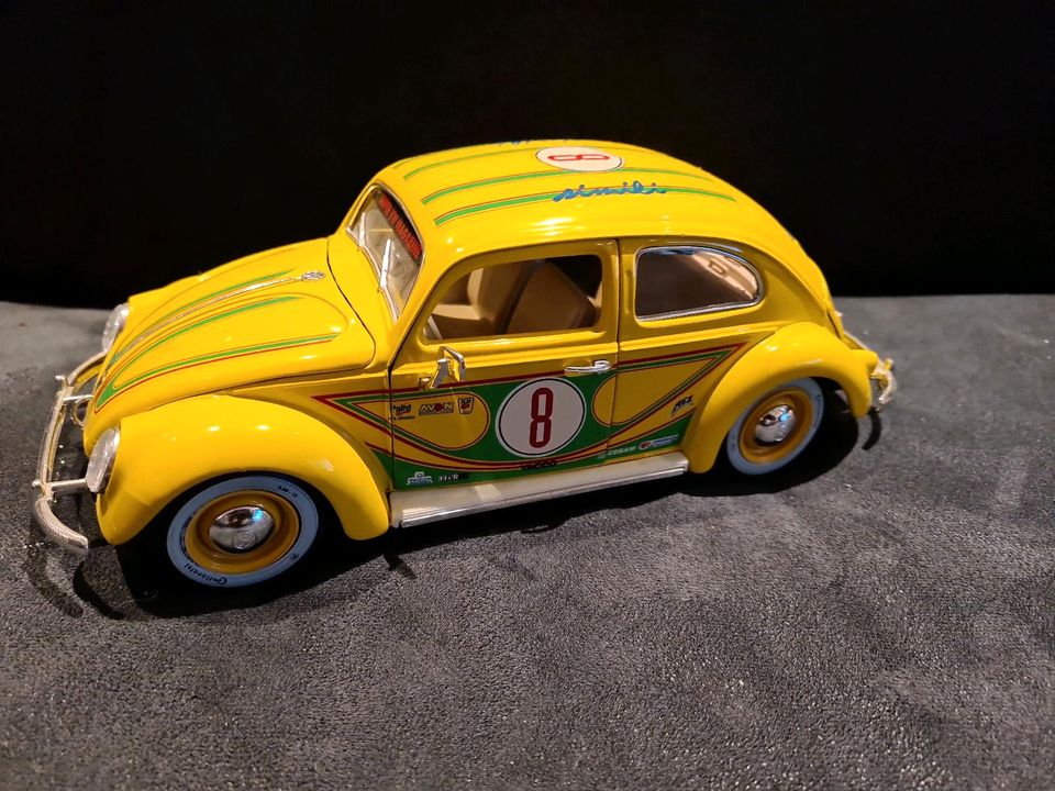 Modelautos VW KÄFER KONVOLUT 1 : 18 in Mettlach