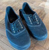 Schwarze Stoffschuhe in Größe 39 Hessen - Hanau Vorschau