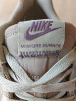 NIKE VENTURE RUNNER DAMEN SNEAKER, Gr. 37.5 Hessen - Homberg Vorschau